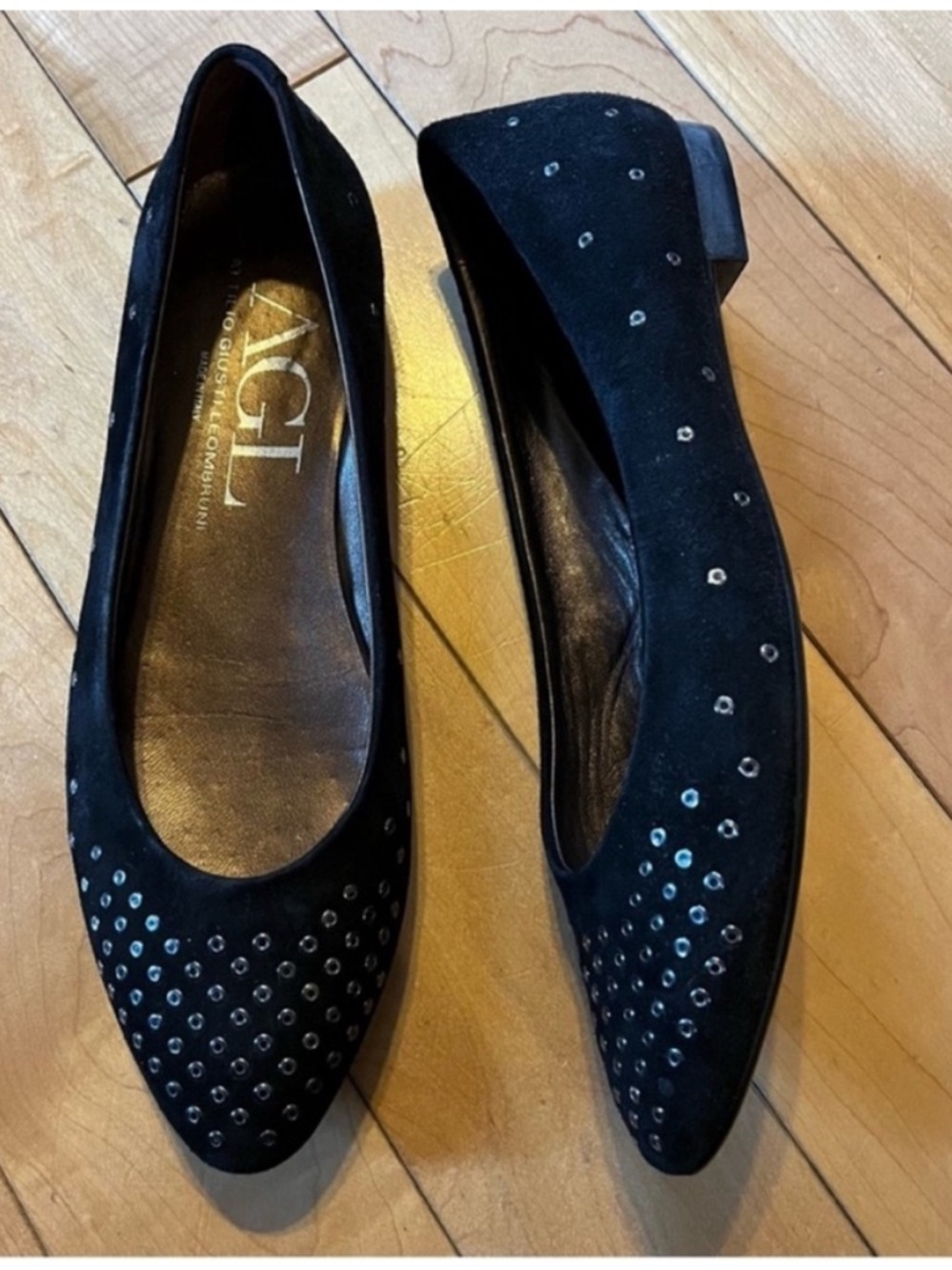 AGL Attilio Giusti Leombruni Shoes Grommet Flats Black Suede Pointed Toe 39.5
